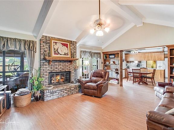 5th image of 5503 Bayou Dr