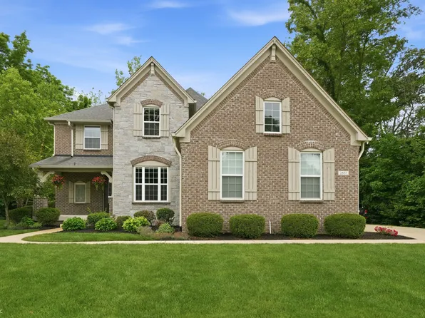 2837 E High Grove Cir, Zionsville, IN 46077