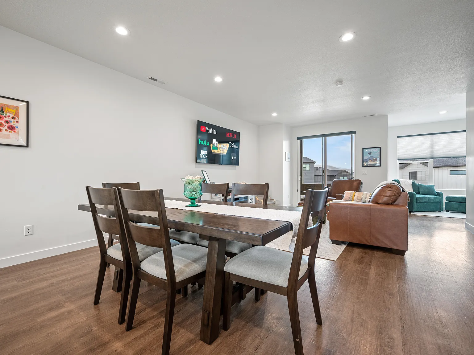 4 bed, 3.5 bath, $6,550 — Photo 4