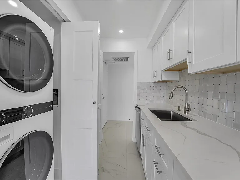 3900 Galt Ocean Dr #511 — Photo 14