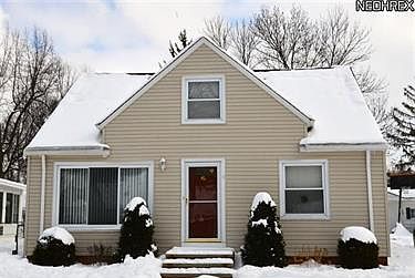 1st image of 6965 Greenleaf Ave
