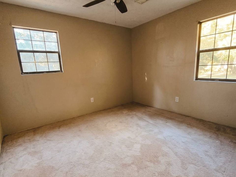 10th image of 217 Mini Rd SE
