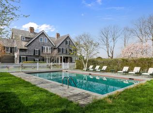 4 Fair Lea Rd, Southampton, NY 11968