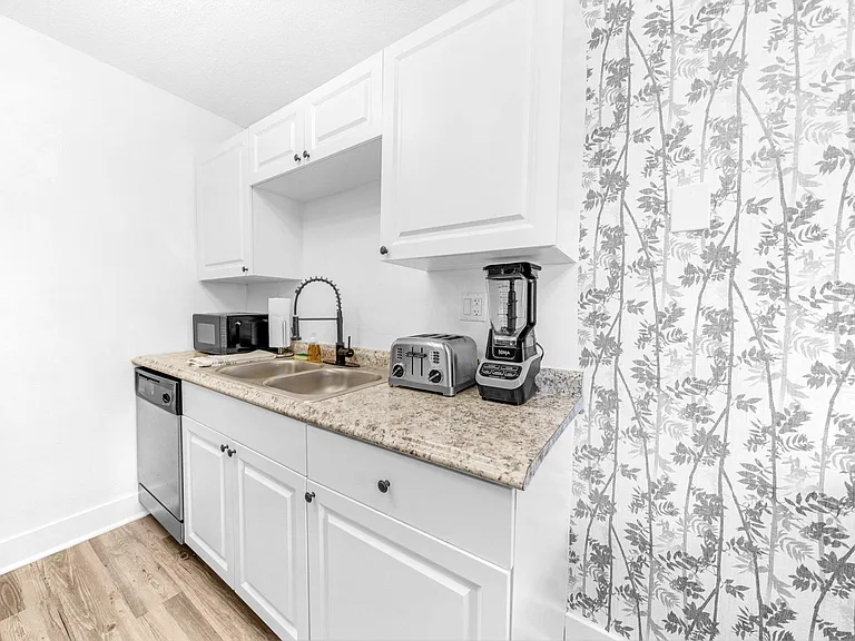 374 Sunshine Dr #K2 — Photo 11