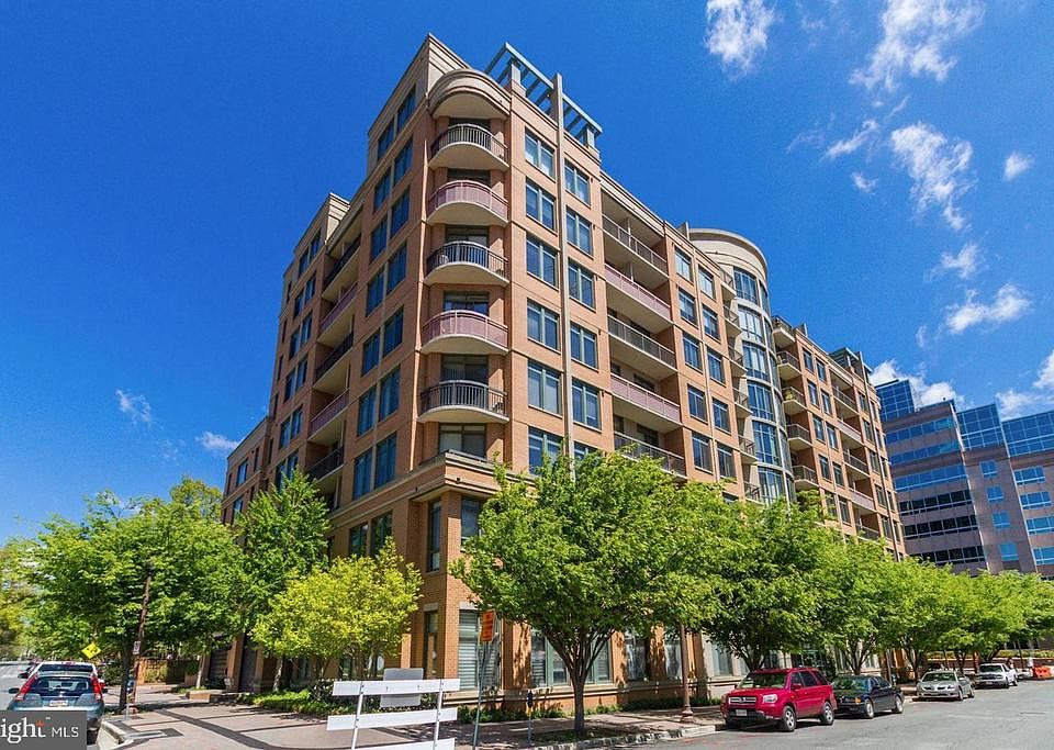 1st image of 3625 10th St Unit 903