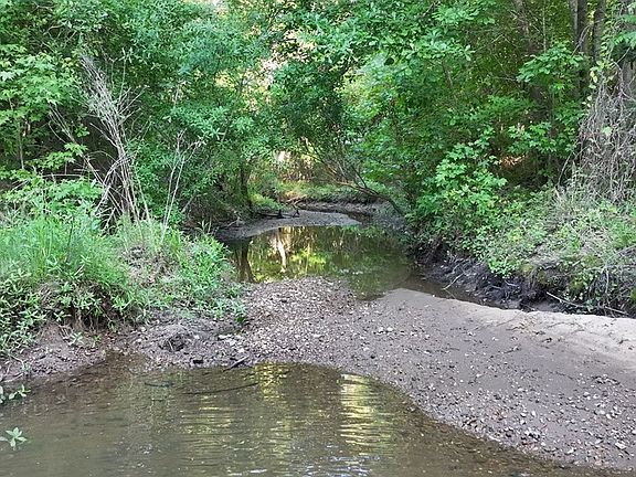 4th image of N/a Amboy Rd