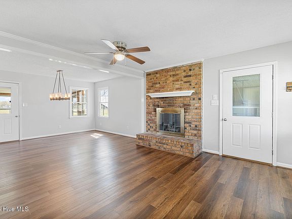 5th image of 830 Indian Springs Road