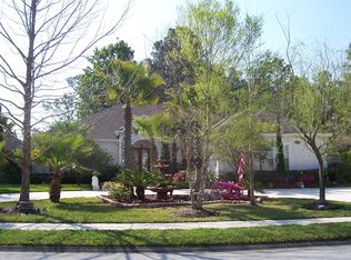 10377 Cypress Lakes Dr, Jacksonville, FL 32256