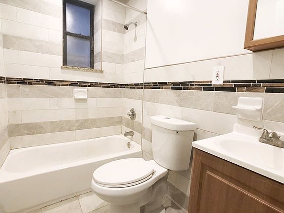 5th image of 375 Edgecombe Ave APT 9