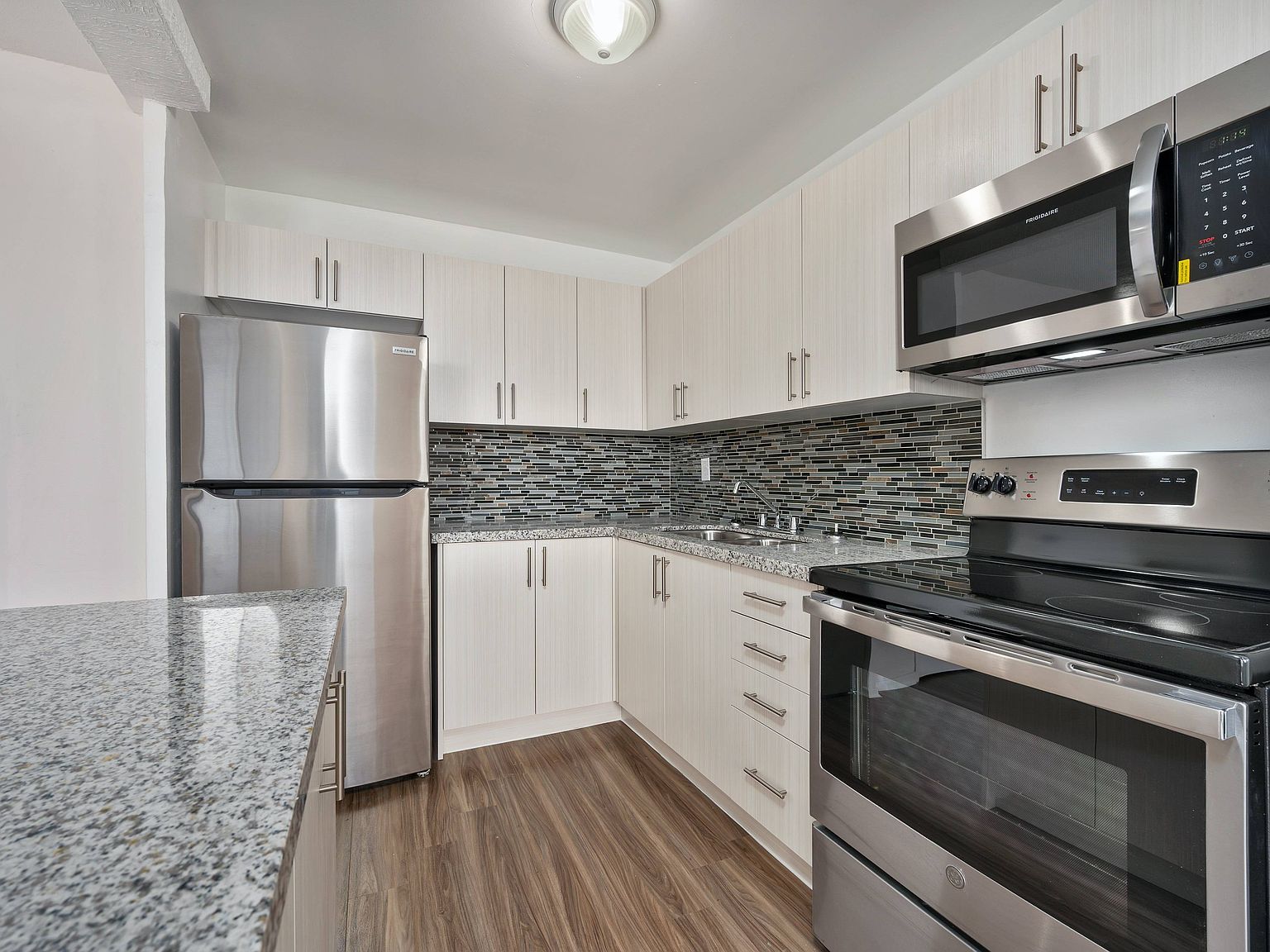 221 Melvin Ave, Hamilton, ON L8H 2K1 Zillow