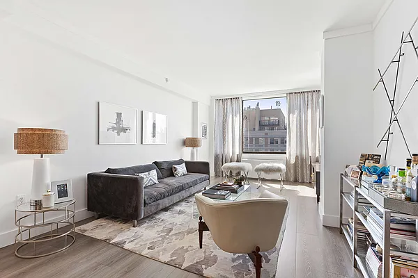 Sold by Compass | media 1