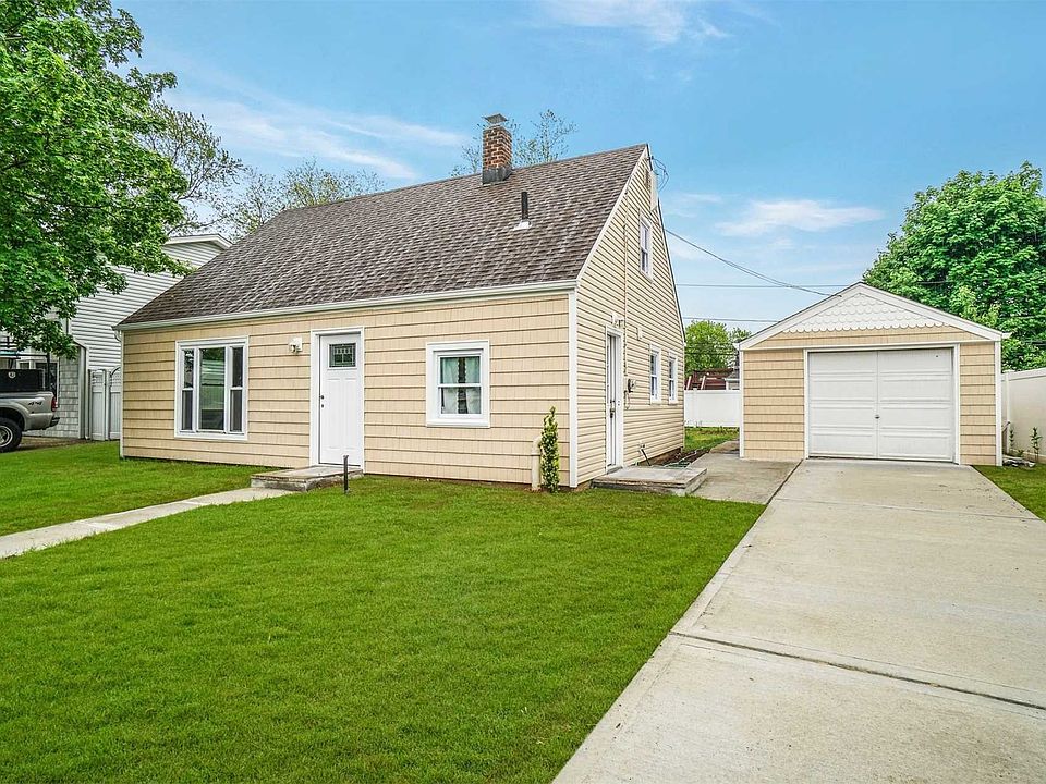 1st image of 42 Clay Ln
