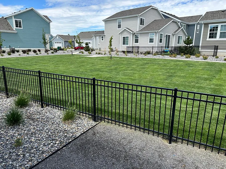 5016 W Evergreen Ln — Photo 4