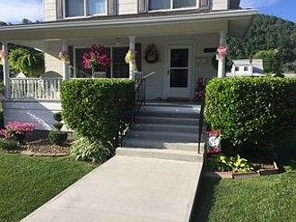 2nd image of 511 W Kentucky Ave