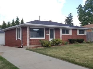 920 Ohio St, Racine, WI 53405