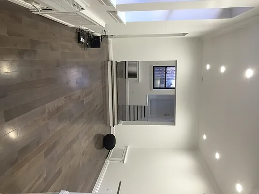 Rented by CNYC Apartments | media 15