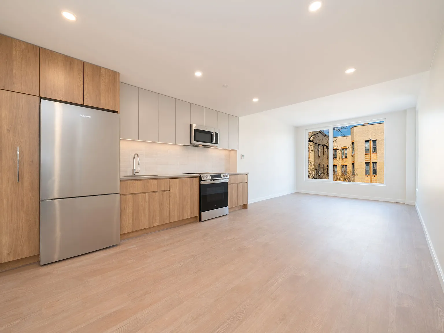 3870 Sedgwick Avenue — Photo 3