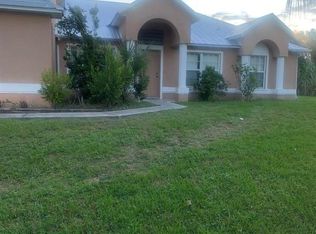 4708 Palmetto Dr, Fort Pierce, FL 34982