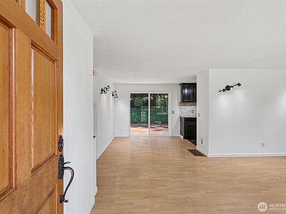 5th image of 28601 SE 225th Street