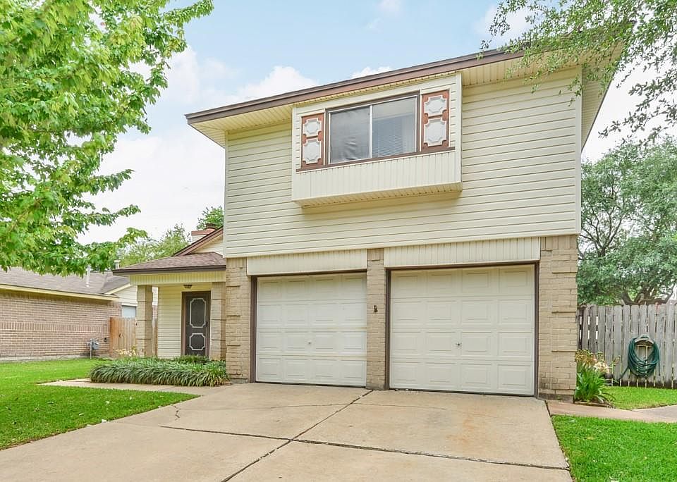 1st image of 7511 Arista Dr