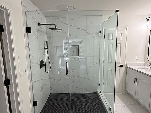 4th image of 941 Bendleton Dr
