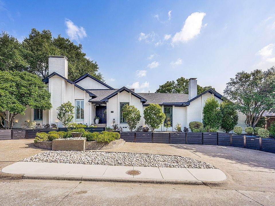 1st image of 9217 Moss Haven Dr