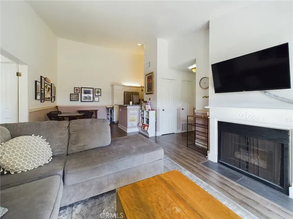 13110 Creek View Dr Unit 205, Garden Grove, CA 92844