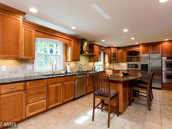 4th image of 418 Grasmere Dr