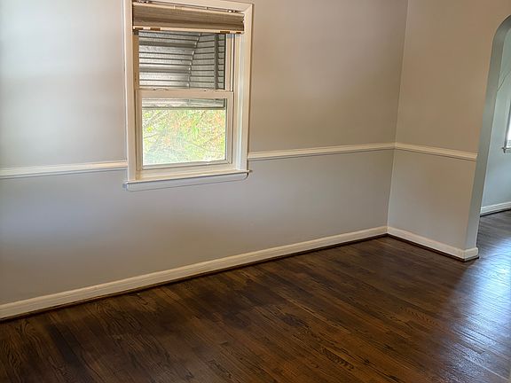 4th image of 6302 Kenwood Ave APT A