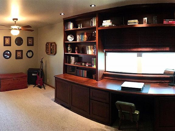 5th image of 1024 E Hastain Ave