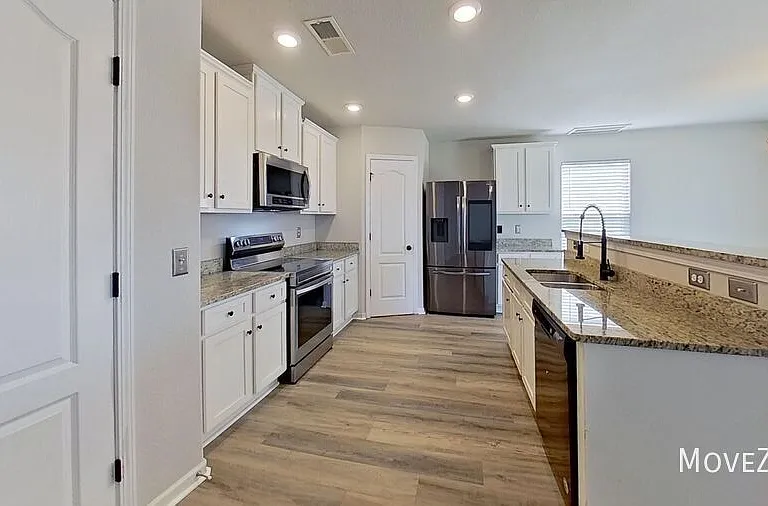 5003 Zulli Ln — Photo 29