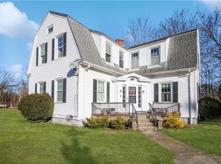 19 Greenman Ave Floor 2, Westerly, RI 02891
