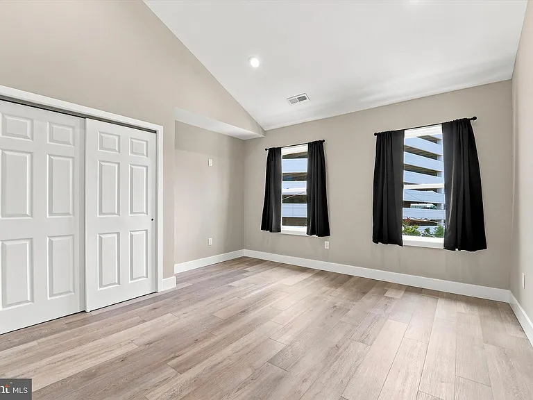 126 W Hector St — Photo 14