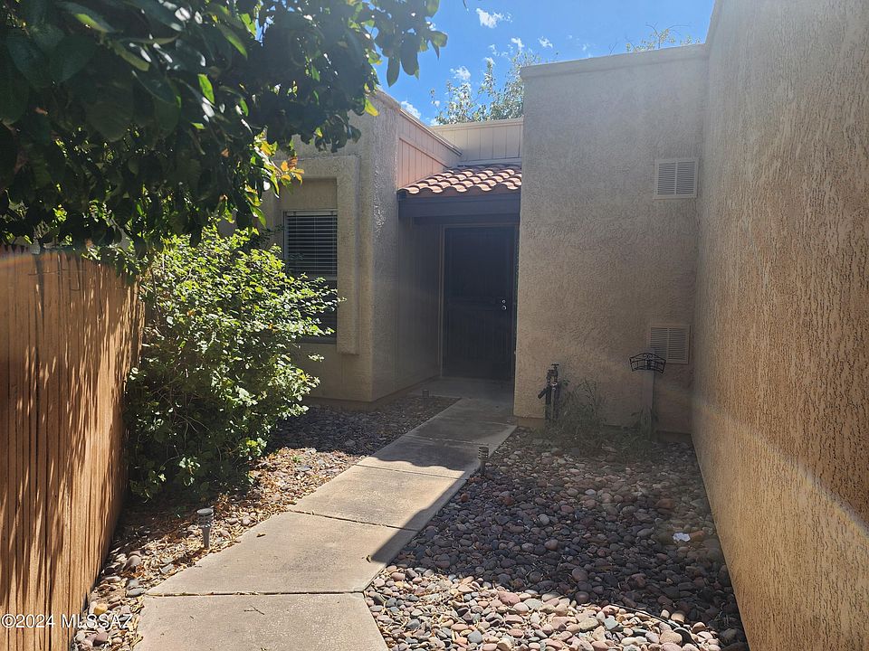 1st image of 4333 W Pyracantha Dr