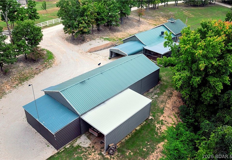 1st image of 411 Valley Spring Rd