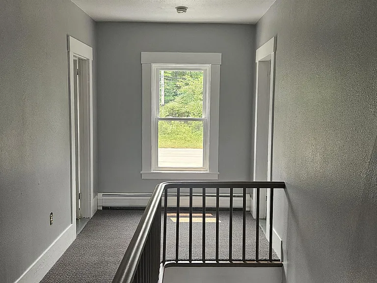 718 Tenney Mountain Hwy #B — Photo 8