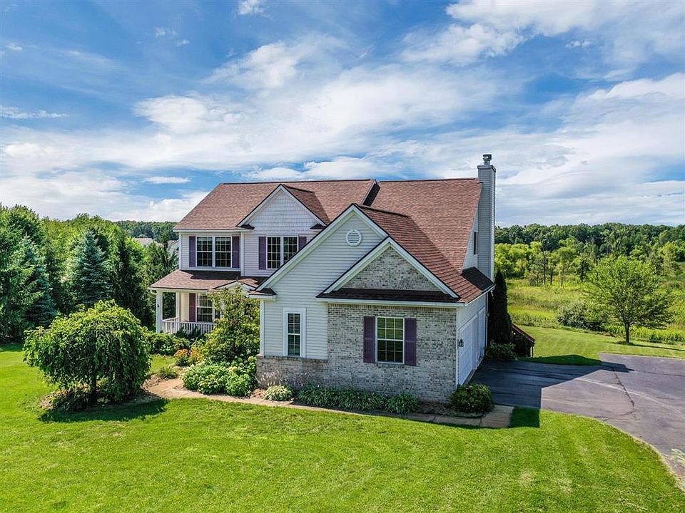 1st image of 2842 Sand Hill Dr