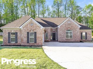 136 Montclair Pl, Ellenwood, GA 30294