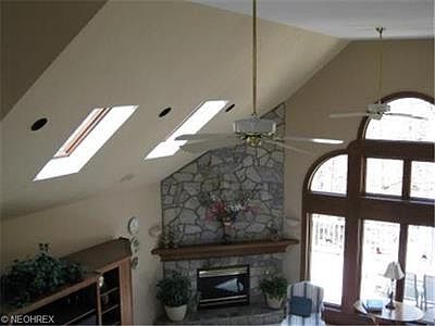 5th image of 1283 Emerald Creek Dr