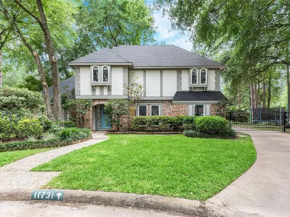 11731 Moorcreek Dr, Houston, TX 77070