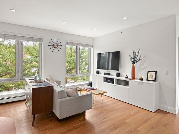 4th image of 805 5th Ave #2B
