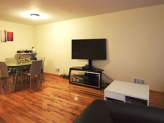 3rd image of 1007 Fr Capodanno Blvd