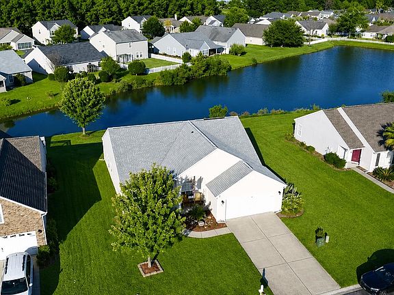 5th image of 630 Glen Haven Dr.