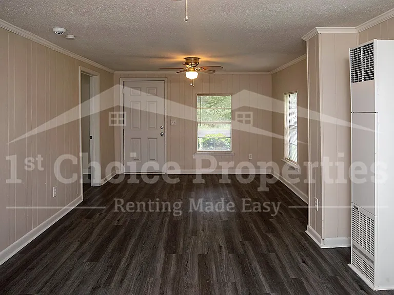 1133 7th Ave — Photo 7