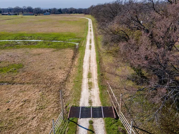 3 Seven Points Blvd, Kemp, TX 75143