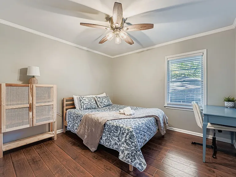 2116 Trailwood Rd — Photo 13