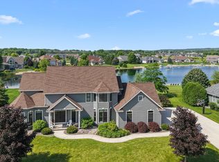 1093 Spring Lake Dr, Fond Du Lac, WI 54935