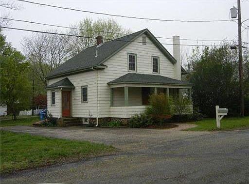 4th image of 33 Tucker Ave