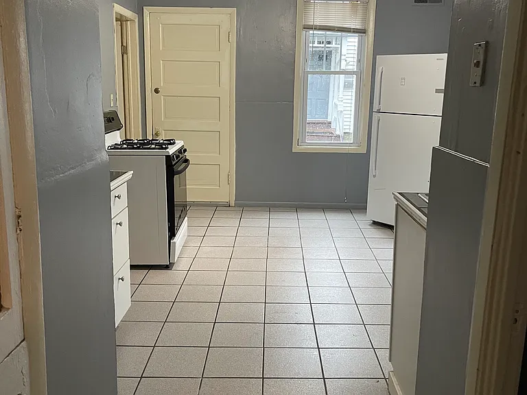 2490 N Bartlett Ave #2 — Photo 7