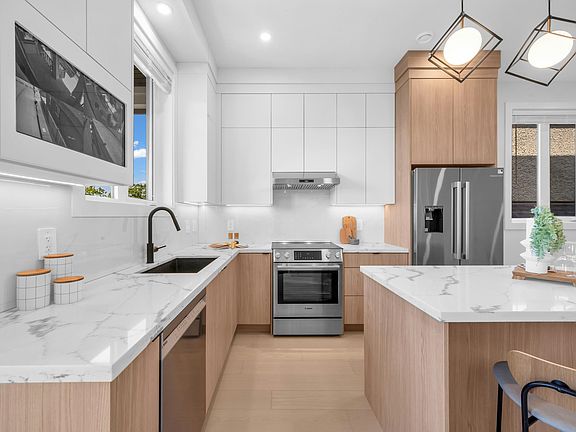 5th image of 3415 Seaforth Dr